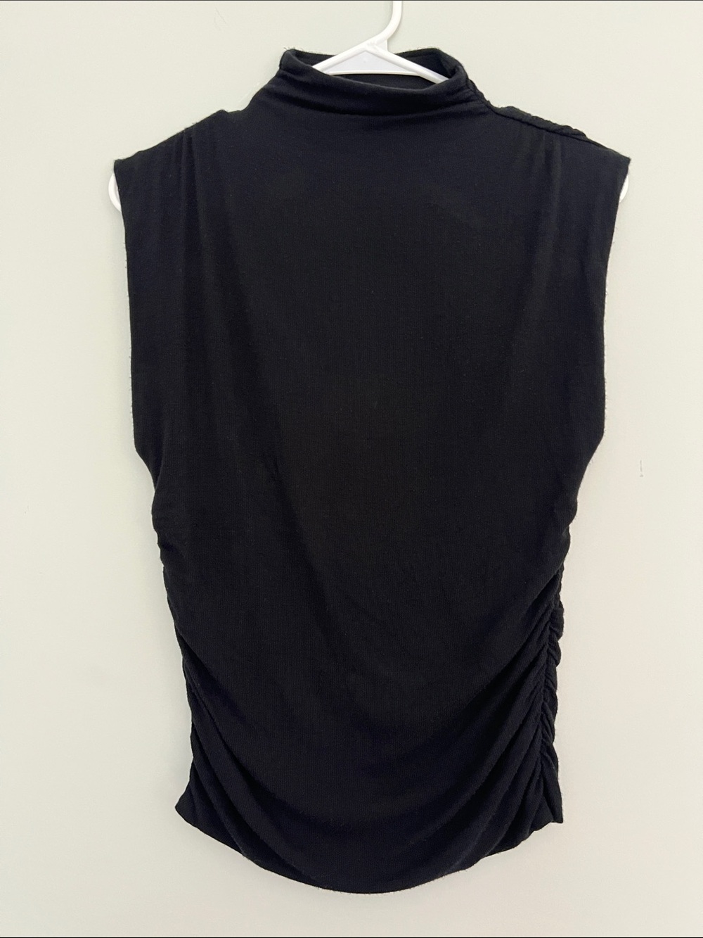 Veronica Beard Black Sleeveless Mock Neck Top with Side Ruching